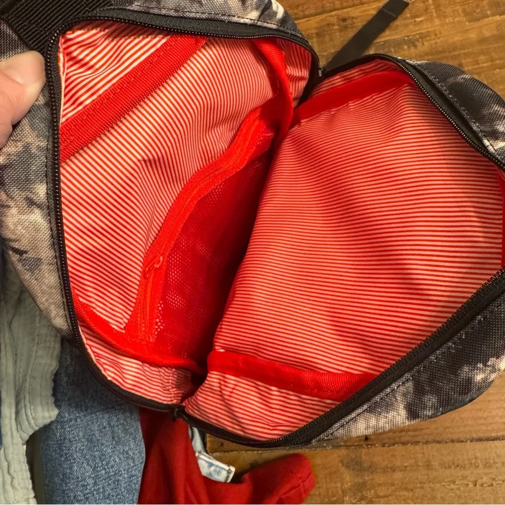 HERSCHEL Heritage Camp Shoulder Bag‎